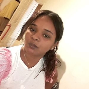 Meet your Posher, Manuela